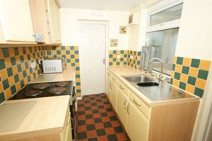 kitchen- click for photo gallery